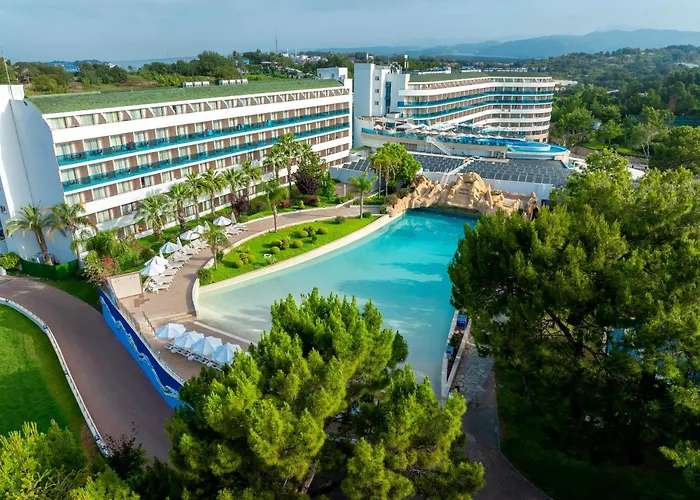 Hotel A Good Life Utopia Family