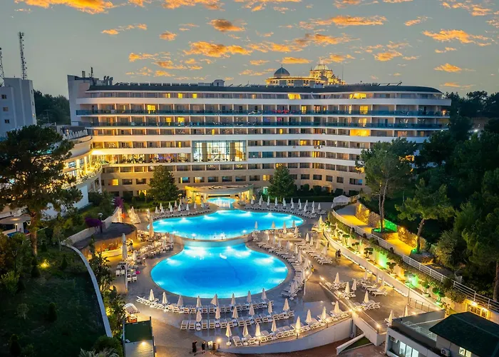 Hotel A Good Life Utopia Family