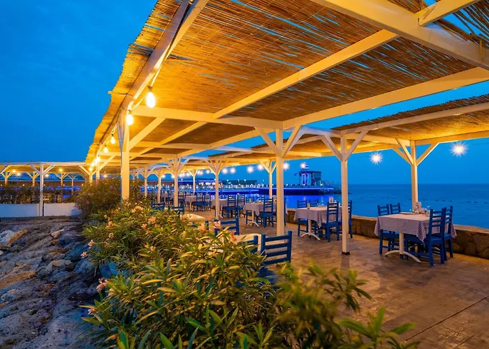 A Good Life Utopia Family