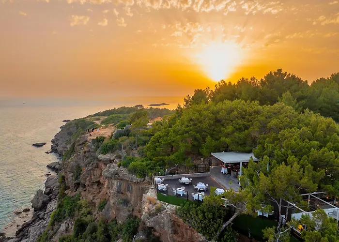 Hotel A Good Life Utopia Family