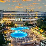 Hotel A Good Life Utopia Family