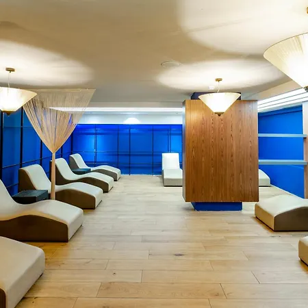 A Good Life Utopia Family ホテル