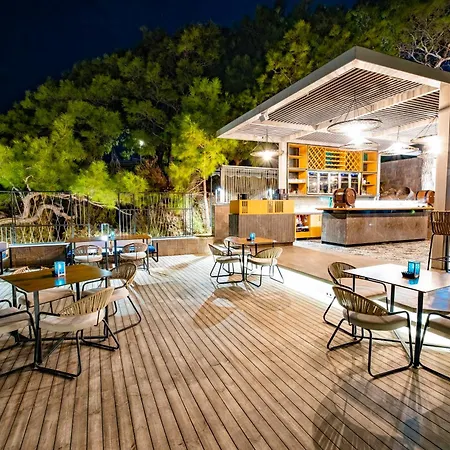 ホテル A Good Life Utopia Family 5*