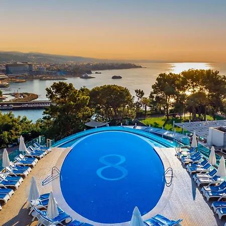 A Good Life Utopia Family アランヤ