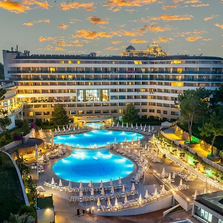 Hotel A Good Life Utopia Family