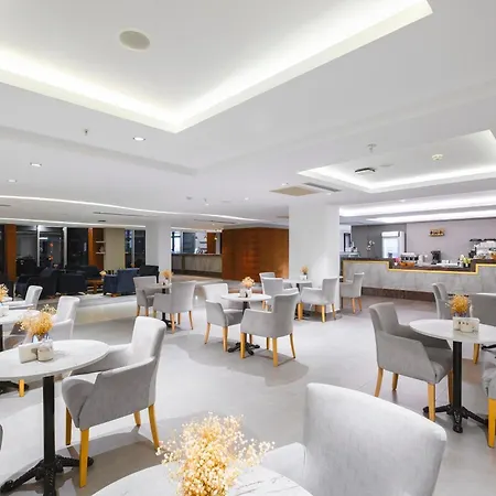 Hotel A Good Life Utopia Family 4*