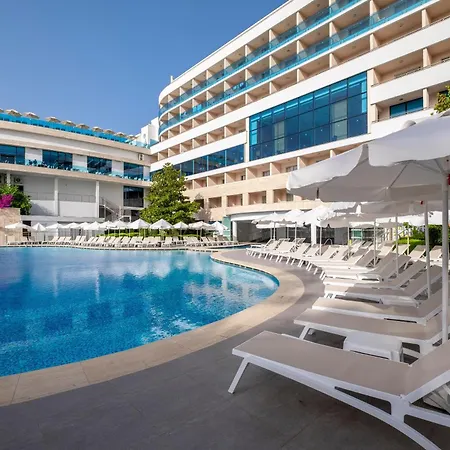 Hotel A Good Life Utopia Family
