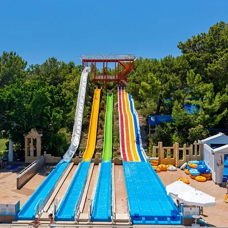 A Good Life Utopia Family 5* 阿拉尼亚