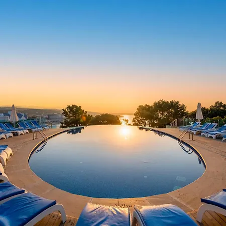 A Good Life Utopia Family 酒店 5*