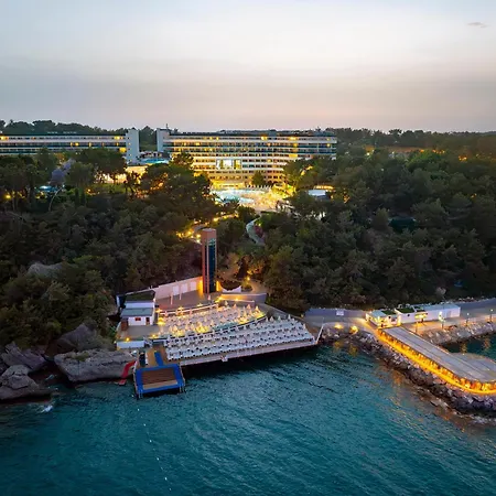 A Good Life Utopia Family 酒店