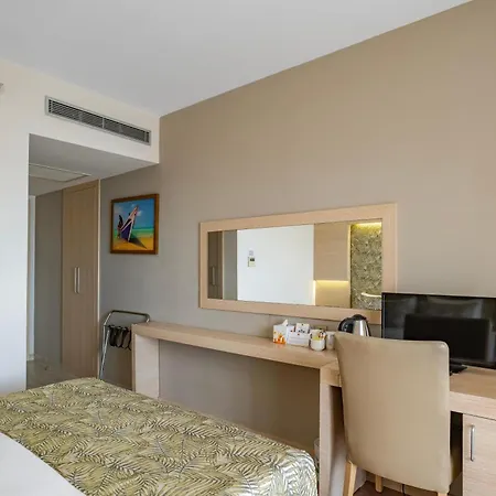 A Good Life Utopia Family