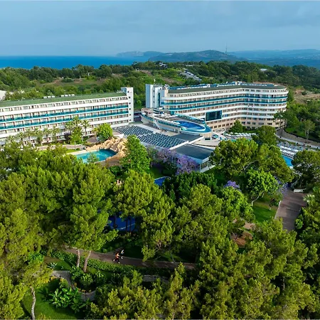 A Good Life Utopia Family 5*