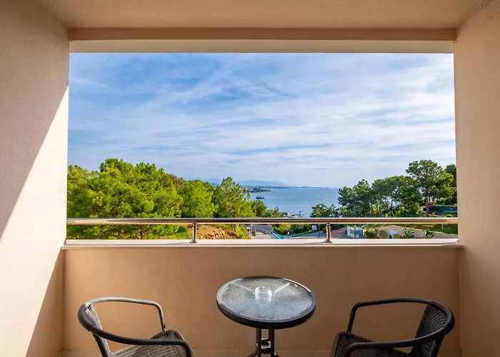 Szálloda A Good Life Utopia Family